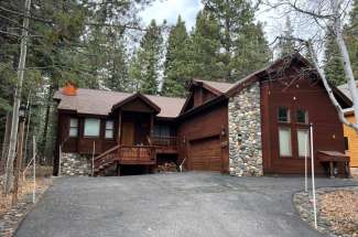 Great Lower Tahoe Donner Home